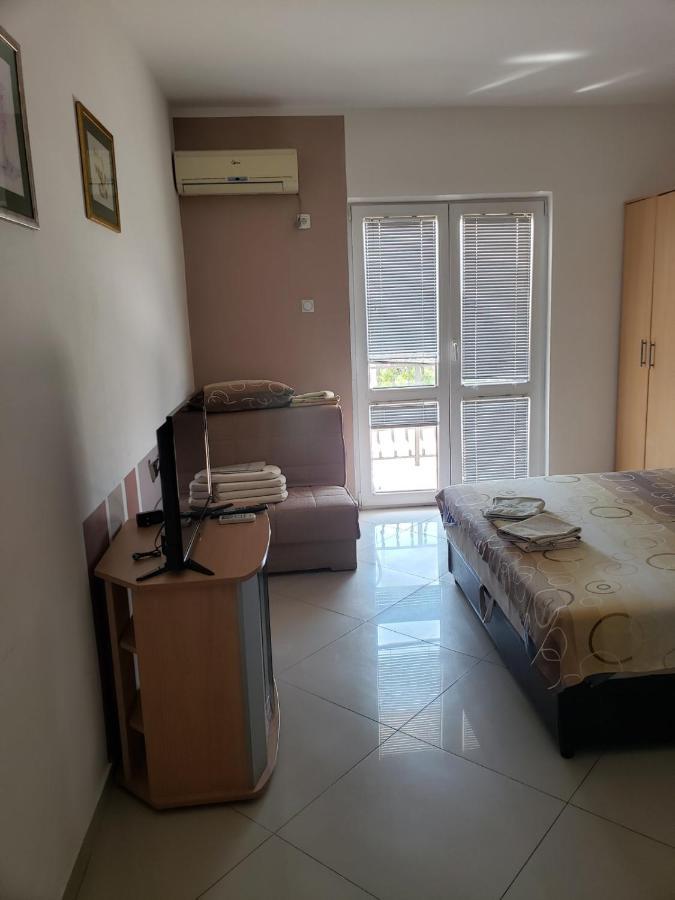 Apartments Petricevic Сутоморе Екстериор снимка