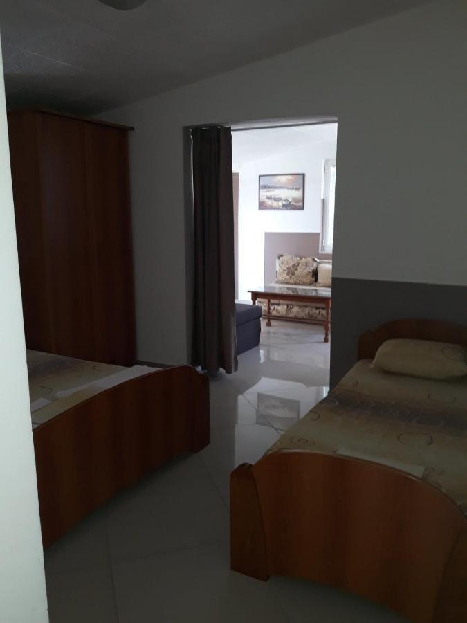 Apartments Petricevic Сутоморе Екстериор снимка