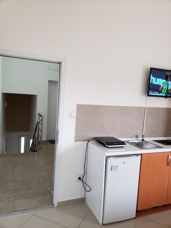 Apartments Petricevic Сутоморе Екстериор снимка
