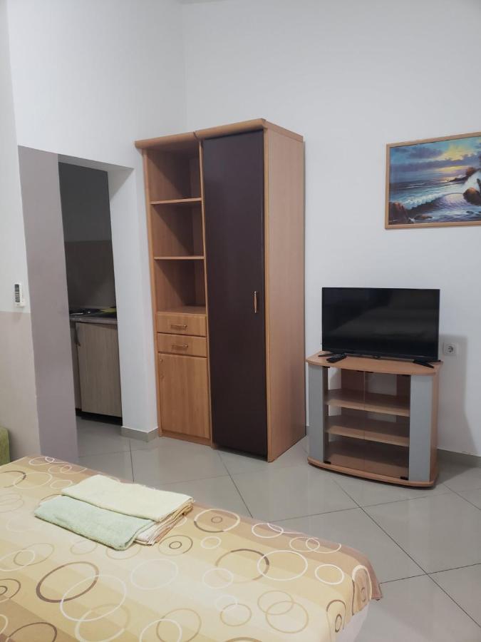 Apartments Petricevic Сутоморе Екстериор снимка