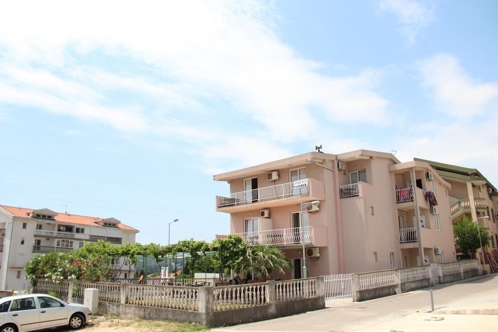 Apartments Petricevic Сутоморе Екстериор снимка